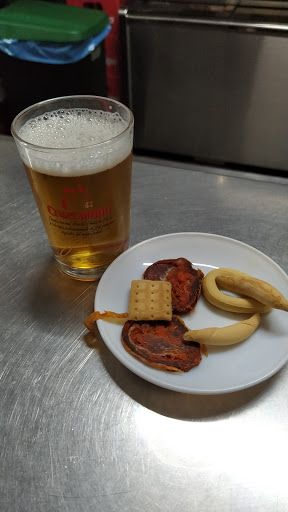 10214 bar los moriles 1