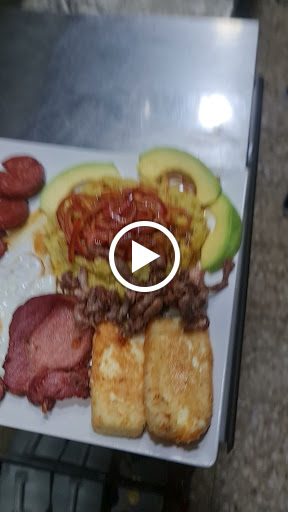 10326 bar mi negro y yo 1