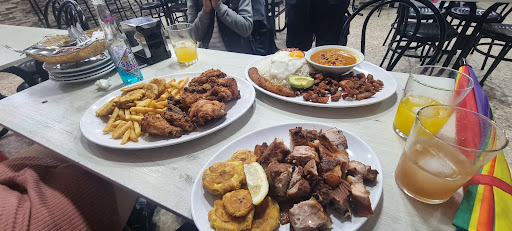 10326 bar mi negro y yo