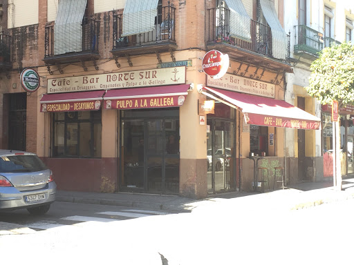 10381 bar norte sur 1