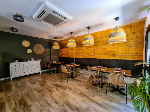 10720 bar restaurante la atrayana 1