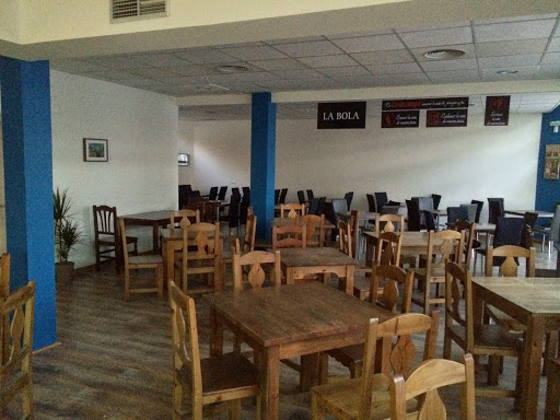 10728 bar restaurante la bola 1