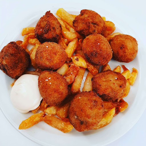 11208 bar freiduria los remedios 1