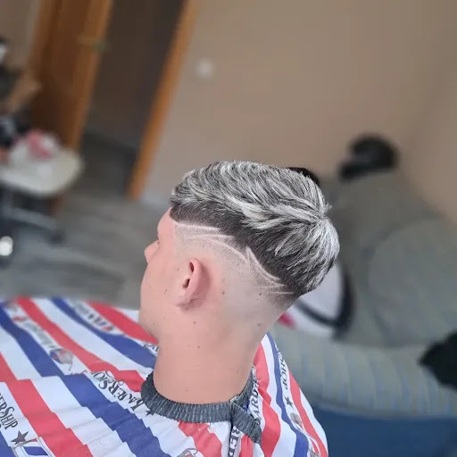 11305 barberia javi garcia sevilla