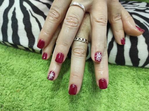 11545 belleza y estetica sevilla maru