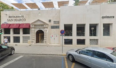 11759 blue hair and beauty 1