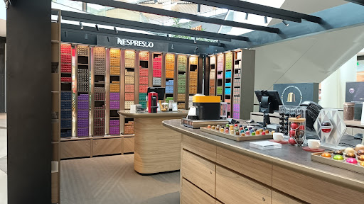 12435 boutique nespresso sevilla lagoh 1