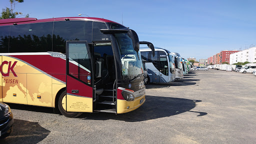 12784 bus parking raza