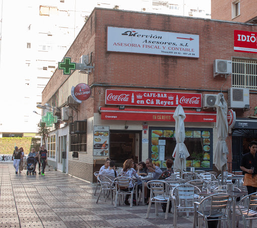 13144 cafe 8211 bar en ca reyes 1