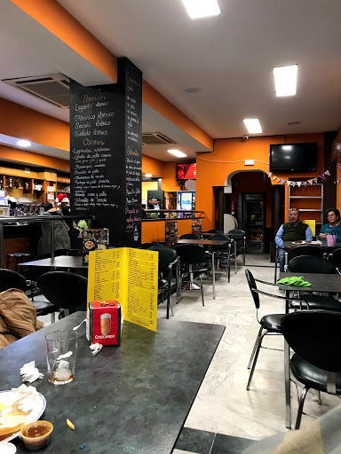 13225 cafe bar come y calla. sevilla