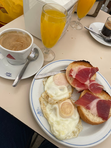 13370 cafe bar los angeles 1