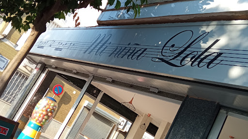 13402 cafe bar mi nina lola 1