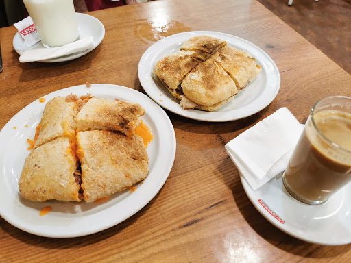 13417 cafe bar palomo 1