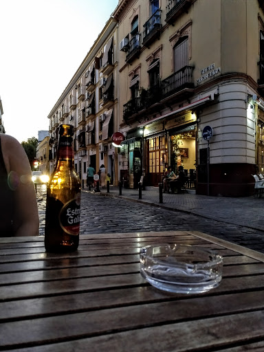 13547 cafe entrelineas 1