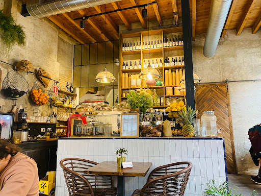 13637 cafe paradas7 brunch