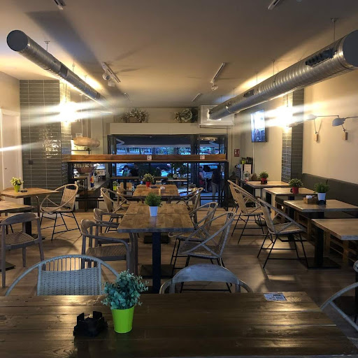 13646 cafe pisano 17