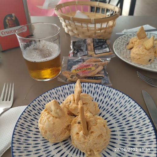 14533 cafeteria tablas cafe 1