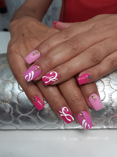 15676 centro de estetica mila lopez 1