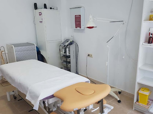 15709 centro de fisioterapia y estetica cefyes
