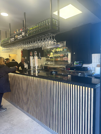 16328 cerveceria la maripuri