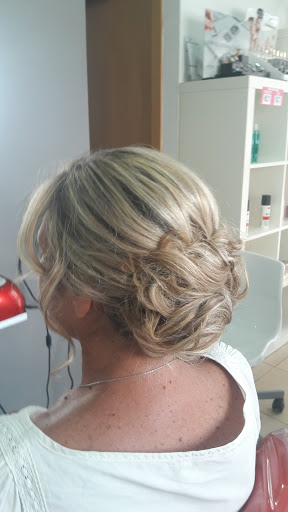 17079 clio s peluqueros