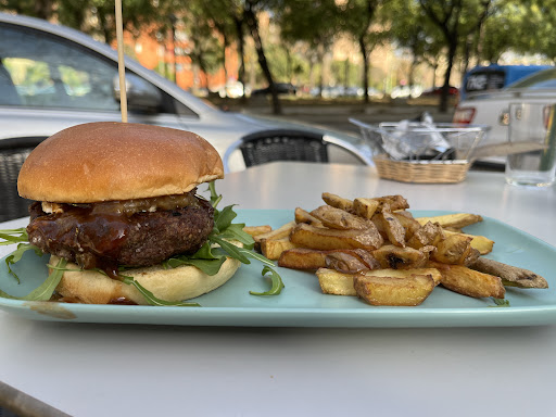 18967 el patan burger bar