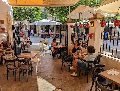 18984 el patio de lolita