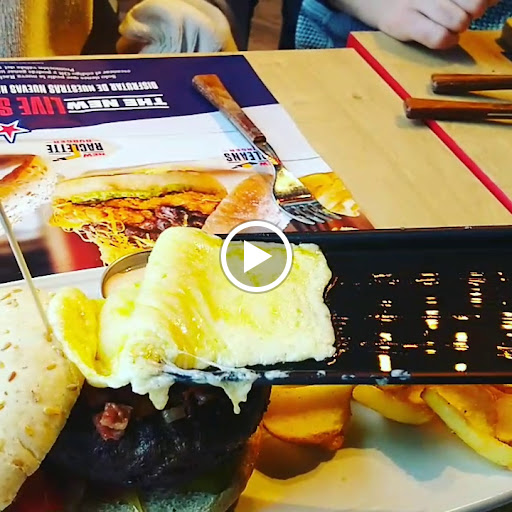 21413 fosters hollywood 1