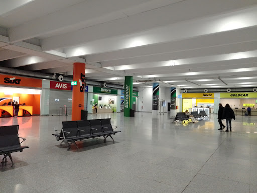 21994 goldcar seville airport