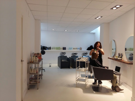 22098 green hair sevilla