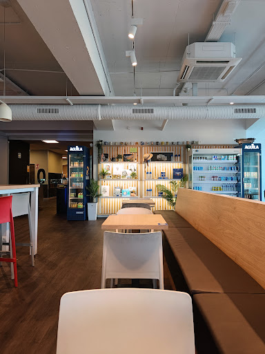 22437 healthy poke sevilla 1