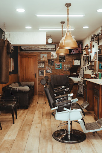 24177 juan carlos barber shop 1