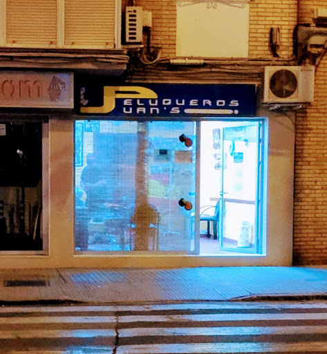 24211 juans peluqueria