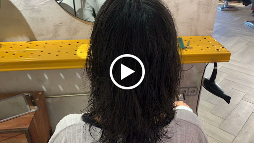 24616 ku4tro c peluqueros 1