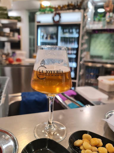 25593 la joyeria. cerveceria de mercado