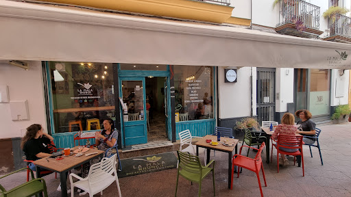 25635 la mala brunch rivero