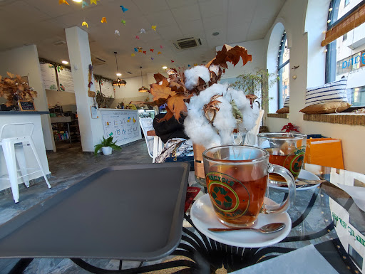 26175 la vegana sevilla. obrador saludable de dulce y salado