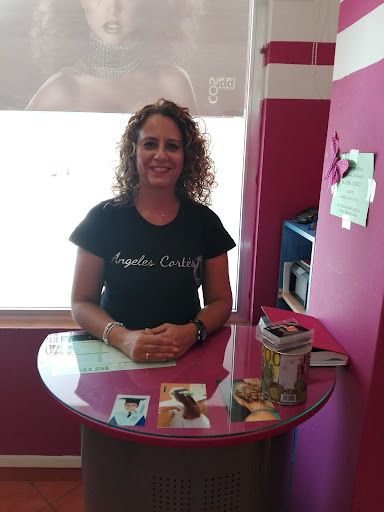 26867 m angeles cortes peluqueria estetica 1