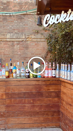 27038 manhattan river bar cocktails sevilla 1