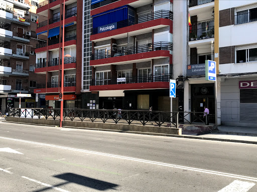 30010 parking parkia 8211 virgen de lujan. sevilla