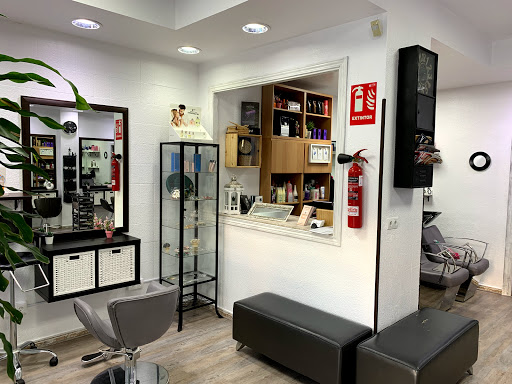 30452 peluqueria amparo 1