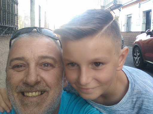 30656 peluqueria de caballeros antonio lopez 1