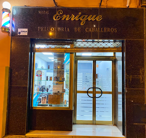 30797 peluqueria enrique 1