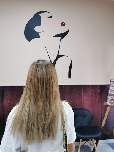 30966 peluqueria lola ortiz