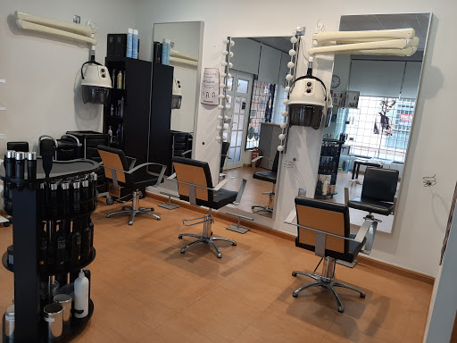 31155 peluqueria raquel de tovar