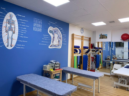 31697 physiotherapy center antonio roldan