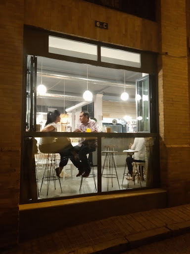 31846 pitacasso bistro 1