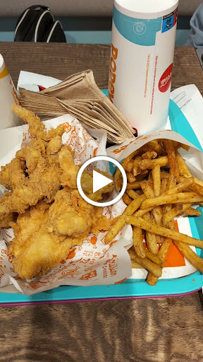 32352 popeyes famous louisiana chicken 1