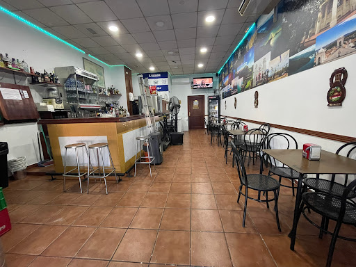 32646 pupuseria y restaurante hermanos elias jose