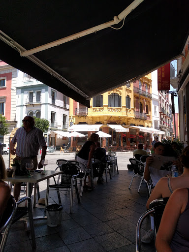 33120 restaurante 8211 tapas los mercaderes